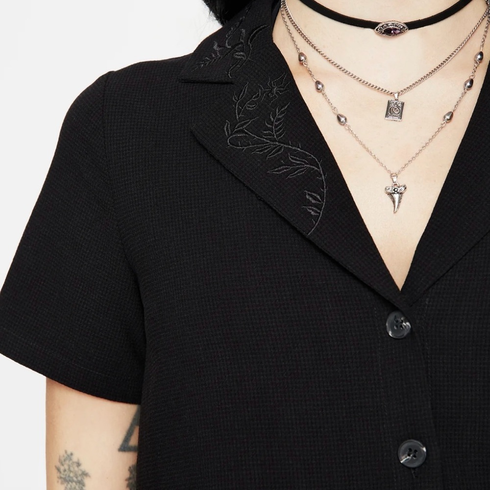 Disturbia Thorell Embroidered Cotton Button Up Shirt 8 NWT